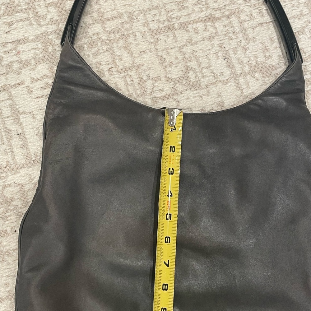 Prada Elegant gray Leather Women's Bag - Picture 5 of 15